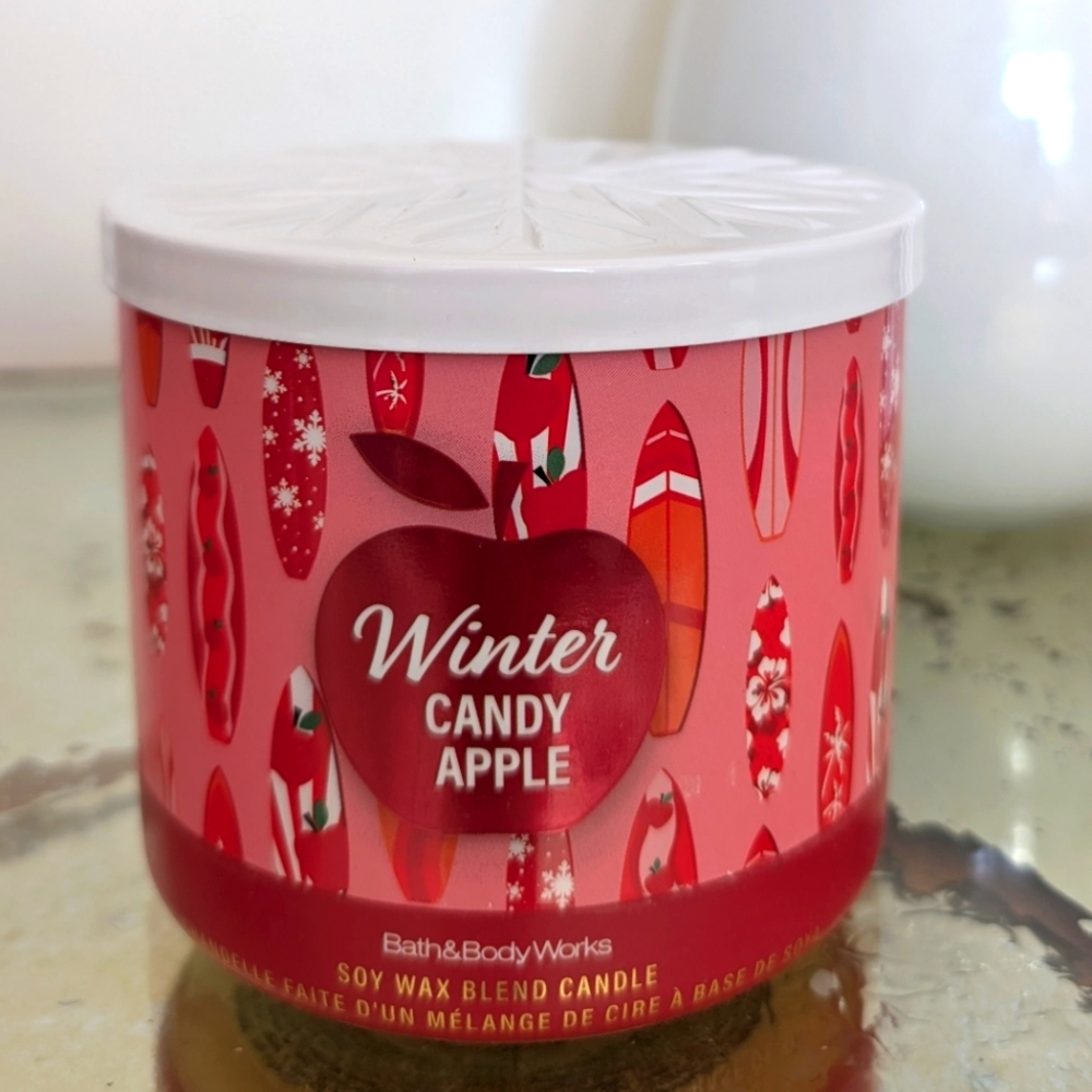Bath & Body Works Winter Candy Apple 3-Wick Candle